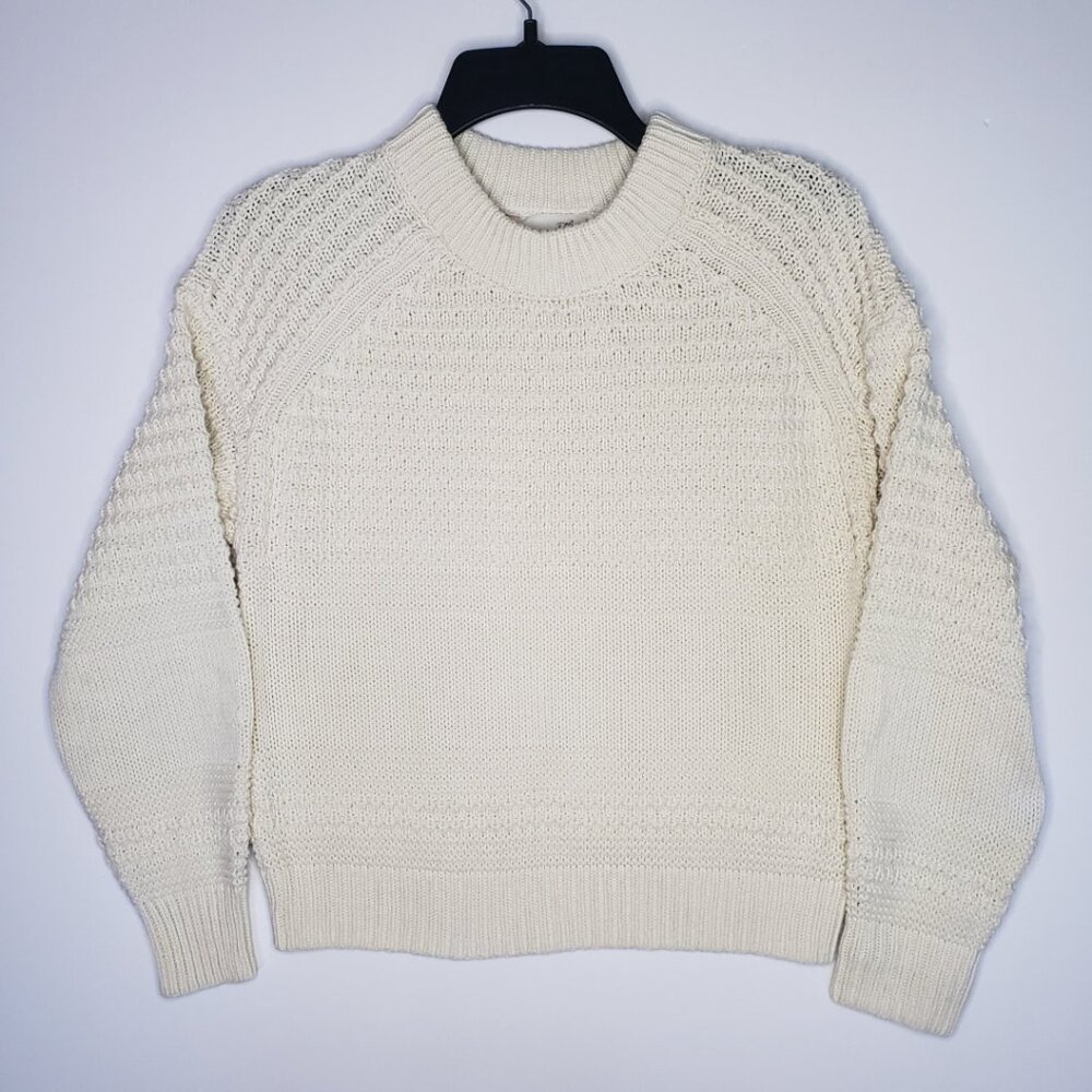 NWOT Cream Off-white Cable knit Crew neck Sweater by Universal Thread